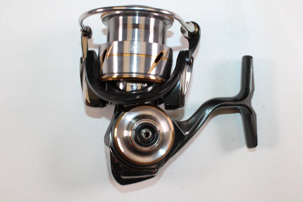 Daiwa Luvias LT 20LUVIAS LT 3000S-CXH 6.2:1 - Used Spinning Reel - Exc