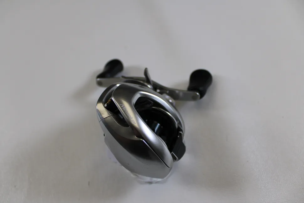 Shimano Metanium MGL 150 6.2:1 Gear Ratio - Used Casting Reel - Very G